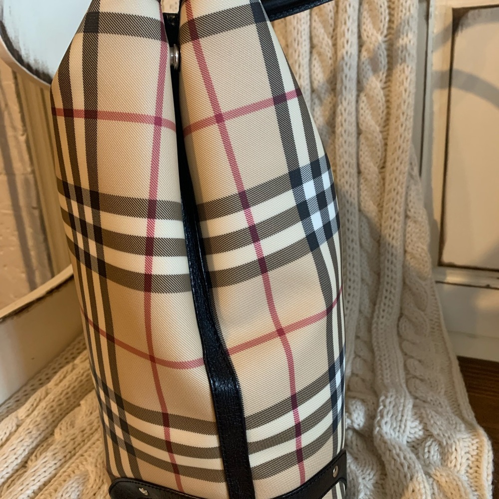 Burberry Beige Checkered Women's - Picture 2 of 15